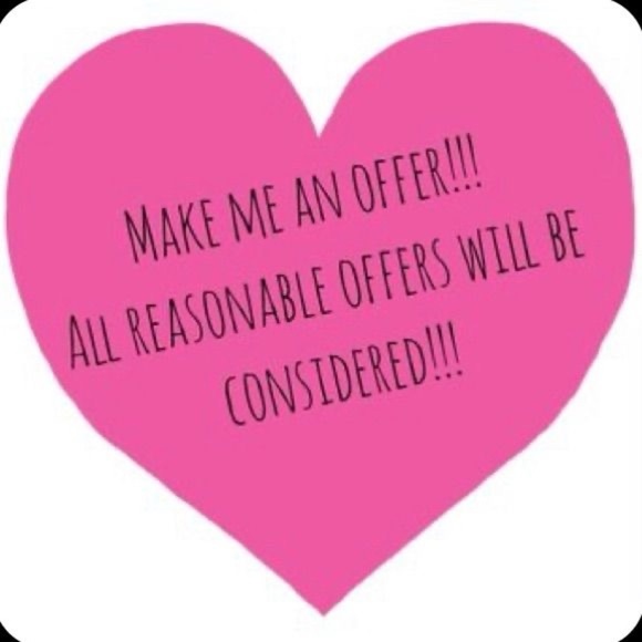 Heart-Shaped Offer Sign - Picture 1 of 1